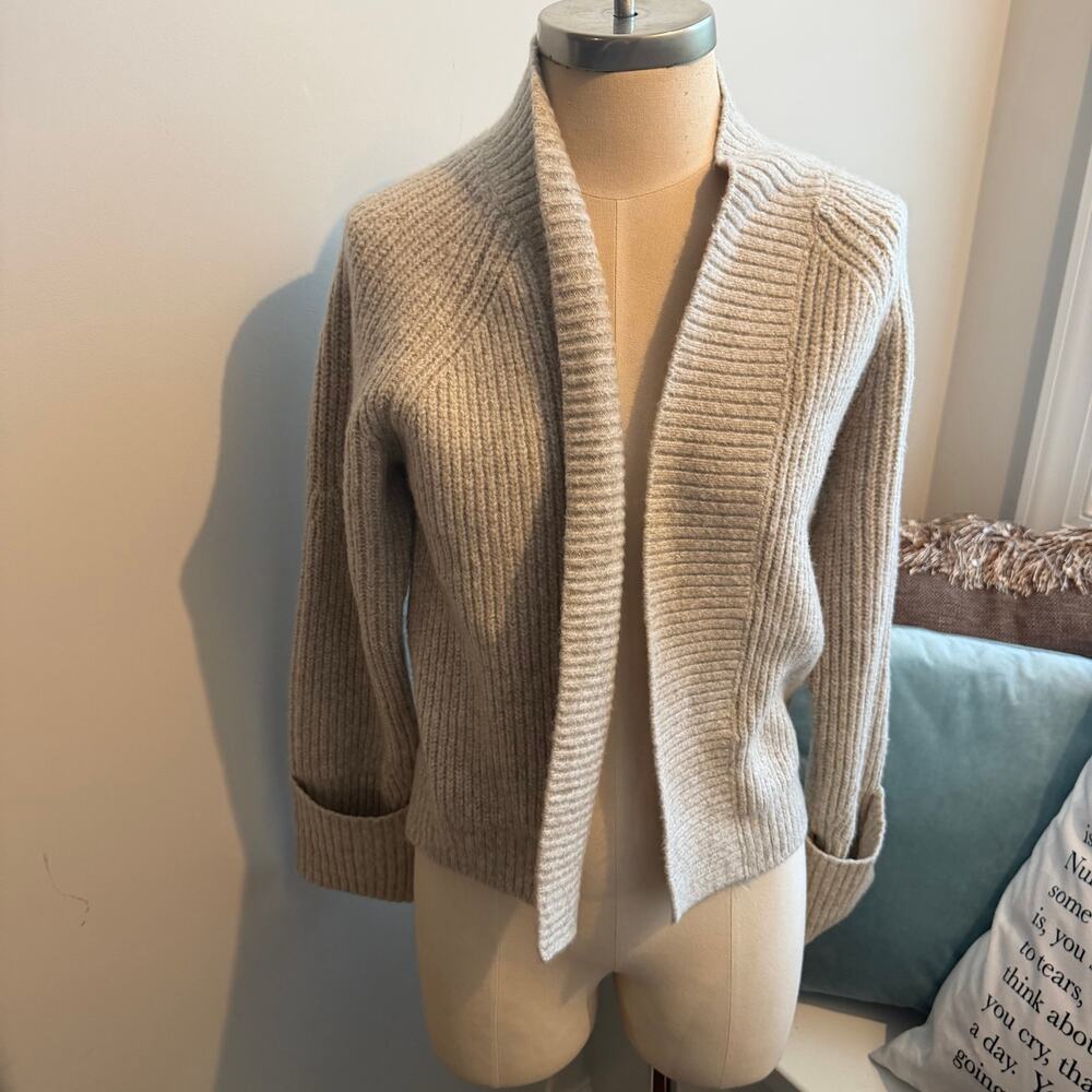 Abercrombie & Fitch Cardigan NWT